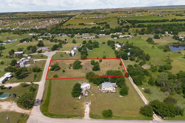 5808 Crest Road, Joshua, TX 76058