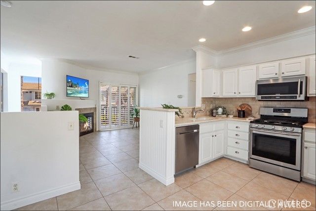 84 Carlsbad, Aliso Viejo, CA 92656