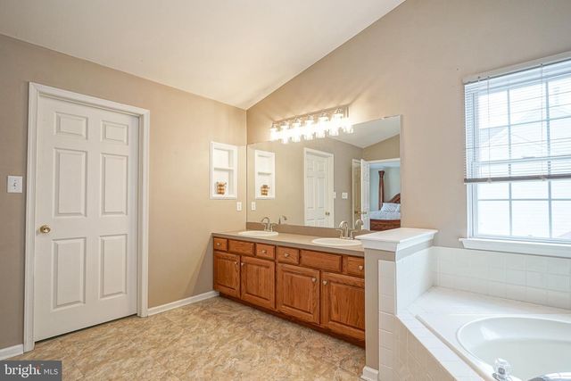 55 TYNEMOUTH DR, Lumberton, NJ 08048