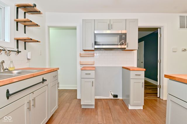 1605 E Tabor Street, Indianapolis, IN 46203