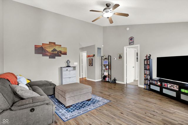 19177 Fox Chase Drive, Noblesville, IN 46062