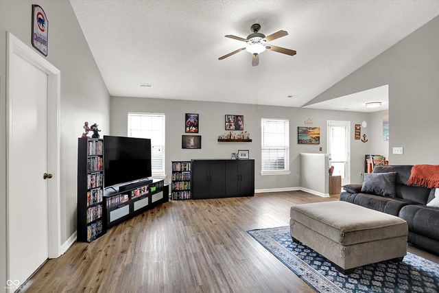 19177 Fox Chase Drive, Noblesville, IN 46062