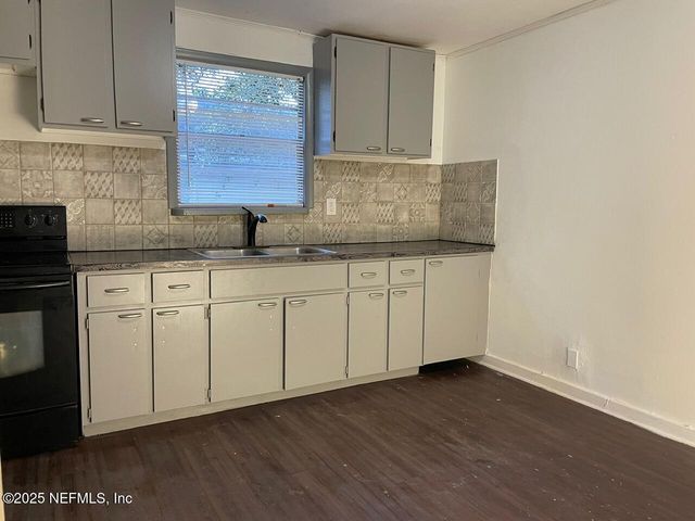 1528 VAN BUREN Street, Jacksonville, FL 32206