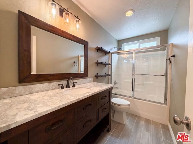 28441 Silverking Trail, Santa Clarita, CA 91390