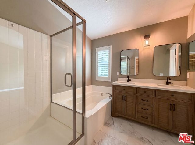 28441 Silverking Trail, Santa Clarita, CA 91390