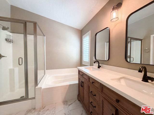 28441 Silverking Trail, Santa Clarita, CA 91390