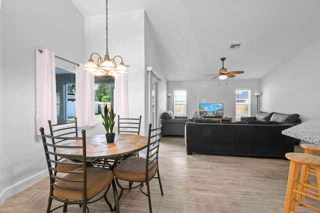 971 SW Mccomb Avenue, Port St Lucie, FL 34953