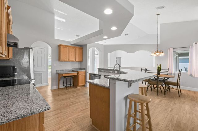 971 SW Mccomb Avenue, Port St Lucie, FL 34953