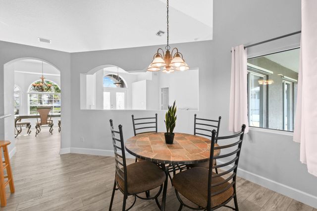 971 SW Mccomb Avenue, Port St Lucie, FL 34953