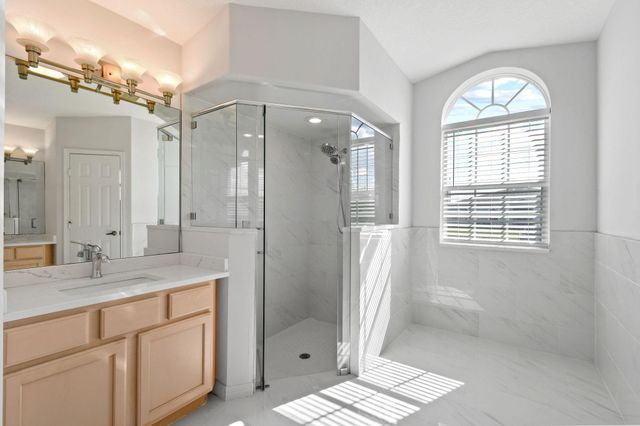 971 SW Mccomb Avenue, Port St Lucie, FL 34953