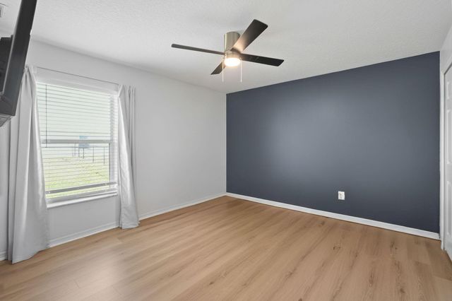 971 SW Mccomb Avenue, Port St Lucie, FL 34953