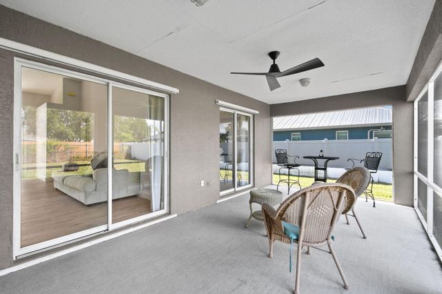 971 SW Mccomb Avenue, Port St Lucie, FL 34953