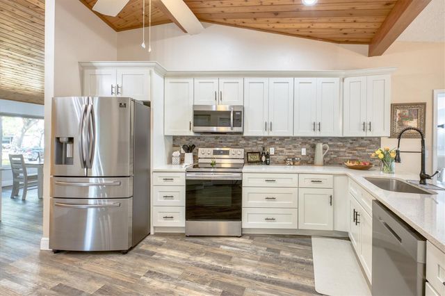 13964 106TH AVENUE, Largo, FL 33774