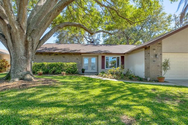 13964 106TH AVENUE, Largo, FL 33774