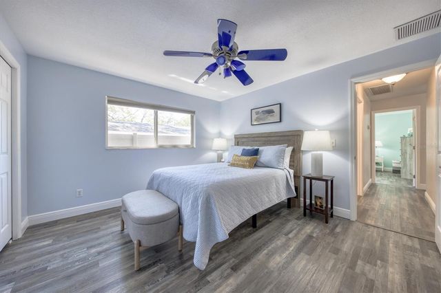 13964 106TH AVENUE, Largo, FL 33774