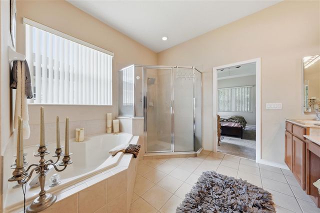 458 WOODFORD DRIVE, Debary, FL 32713