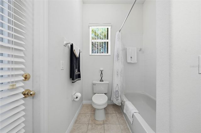 458 WOODFORD DRIVE, Debary, FL 32713