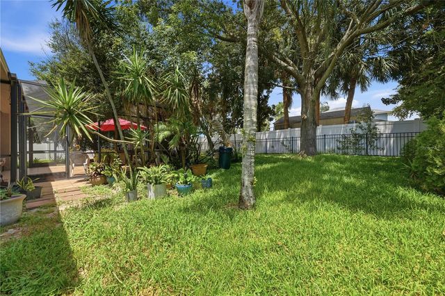 458 WOODFORD DRIVE, Debary, FL 32713