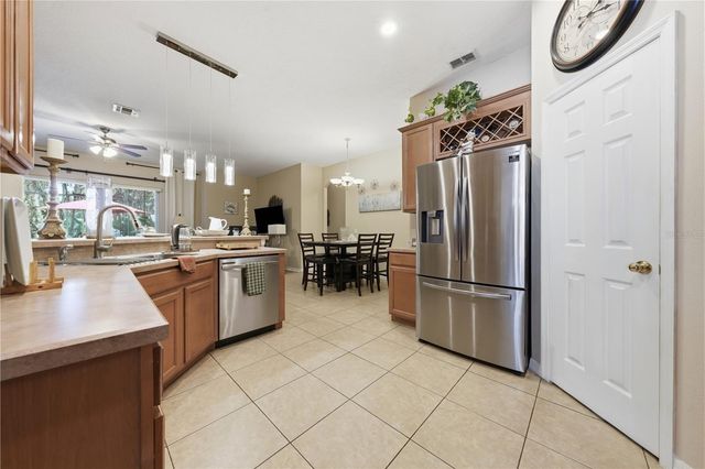 458 WOODFORD DRIVE, Debary, FL 32713