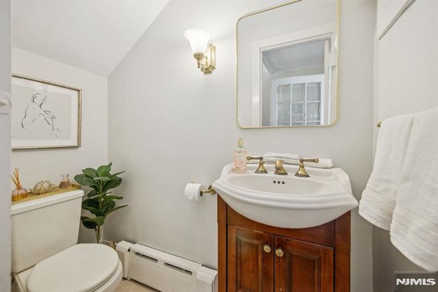 258 Ridgewood Avenue, Glen Ridge, NJ 07028