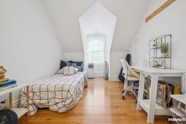 258 Ridgewood Avenue, Glen Ridge, NJ 07028