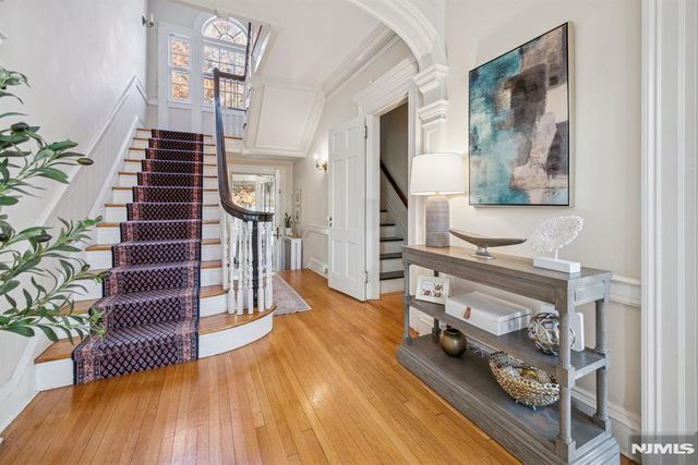 258 Ridgewood Avenue, Glen Ridge, NJ 07028