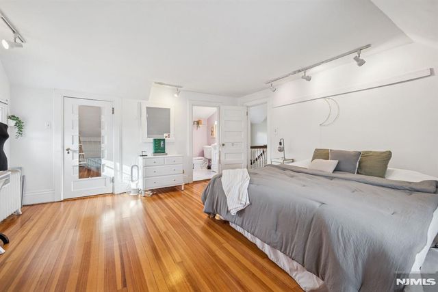 258 Ridgewood Avenue, Glen Ridge, NJ 07028