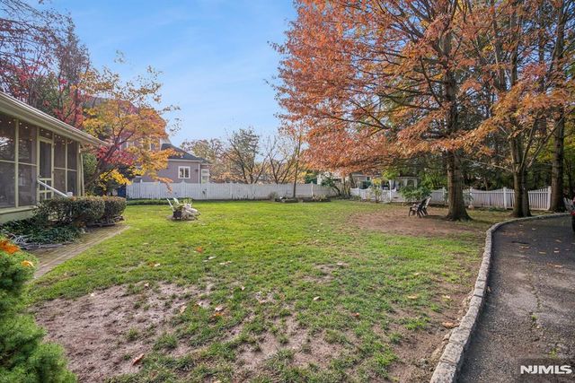 258 Ridgewood Avenue, Glen Ridge, NJ 07028