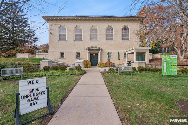 258 Ridgewood Avenue, Glen Ridge, NJ 07028