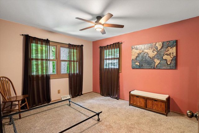 W254N9301 Bittersweet DRIVE, Lisbon, WI 53089