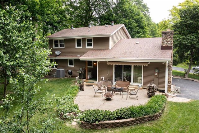 W254N9301 Bittersweet DRIVE, Lisbon, WI 53089