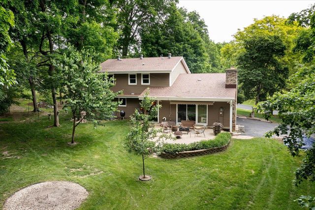 W254N9301 Bittersweet DRIVE, Lisbon, WI 53089