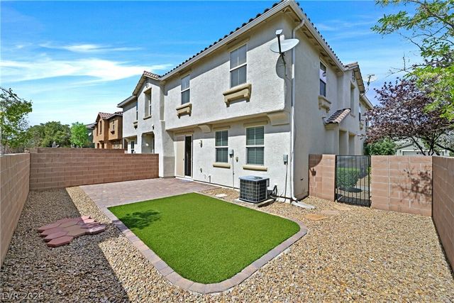 1363 Grass Creek Avenue 2, Henderson, NV 89012
