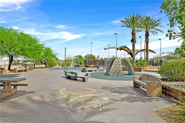 1363 Grass Creek Avenue 2, Henderson, NV 89012