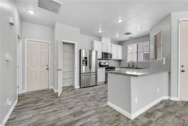 1363 Grass Creek Avenue 2, Henderson, NV 89012