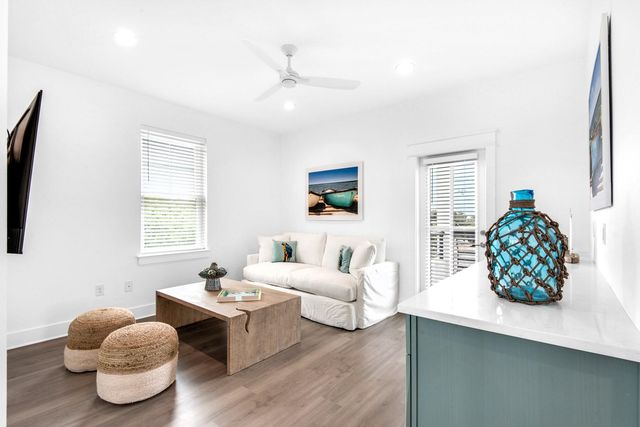 4543 Luke Avenue, Destin, FL 32541