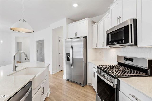 1721 Pinecliff Court, Fuquay Varina, NC 27526