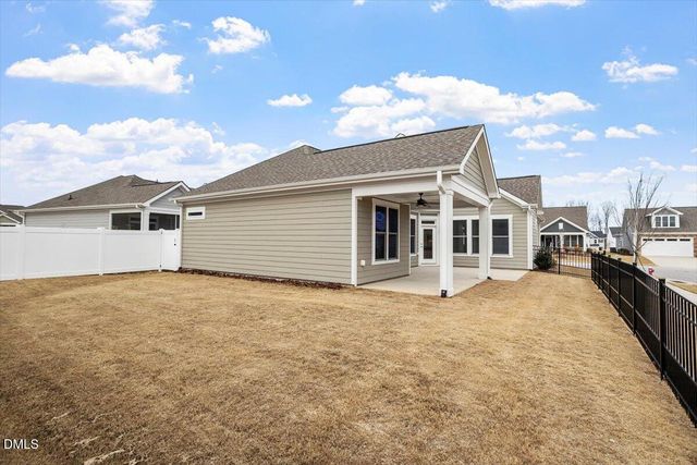 1721 Pinecliff Court, Fuquay Varina, NC 27526