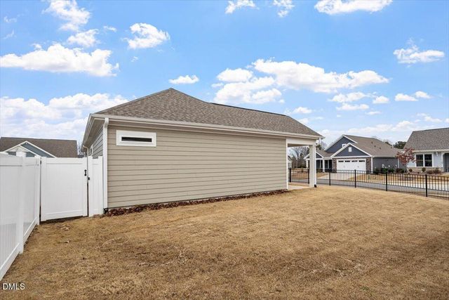 1721 Pinecliff Court, Fuquay Varina, NC 27526