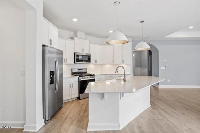 1721 Pinecliff Court, Fuquay Varina, NC 27526