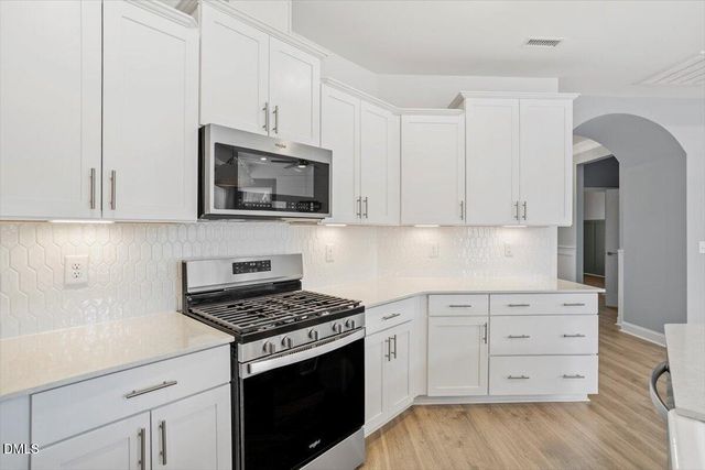 1721 Pinecliff Court, Fuquay Varina, NC 27526