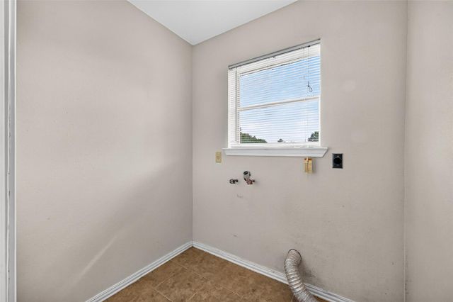3419 Rockrill Drive, Houston, TX 77045