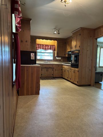 131 Robinhood Cir, Hendersonville, TN 37075
