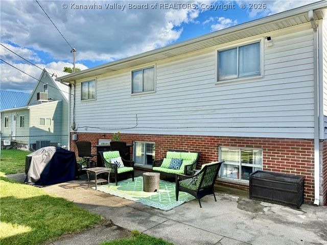 2510 Myers Avenue, Dunbar, WV 25064
