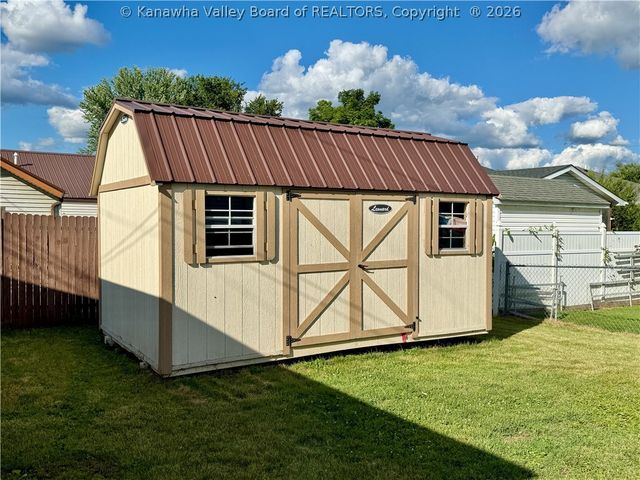 2510 Myers Avenue, Dunbar, WV 25064