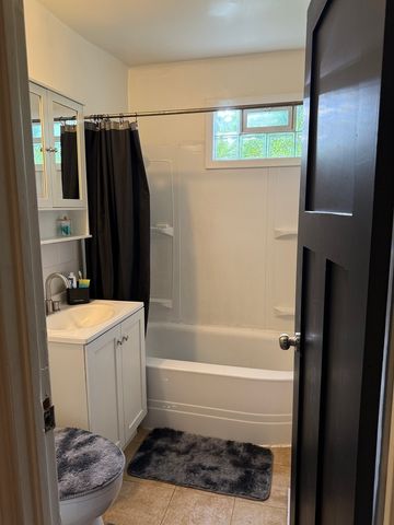 2135 219th Street, Sauk Village, IL 60411