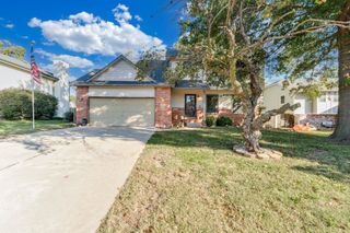 212 E Oak Meadows, Derby, KS 67037
