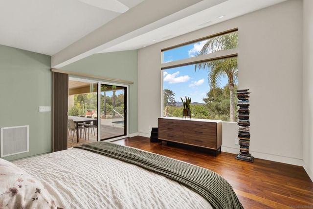 16117 Martincoit Rd, Poway, CA 92064