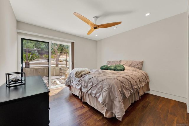 16117 Martincoit Rd, Poway, CA 92064