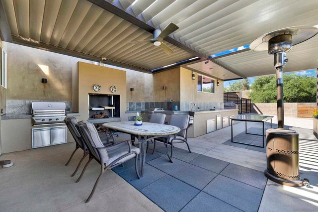 16117 Martincoit Rd, Poway, CA 92064